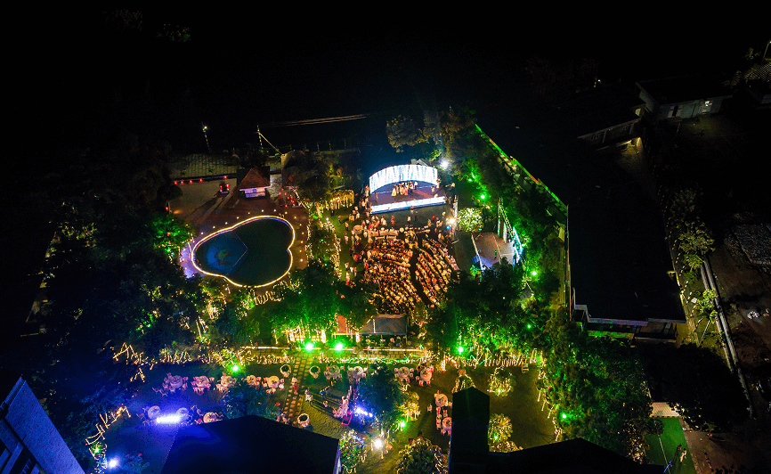 destination wedding image